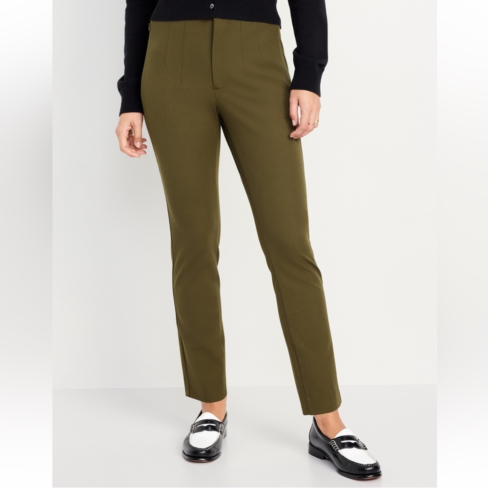 NWT- Old Navy - 20. Polished High Waist Pixie Skinny Ankle Pant